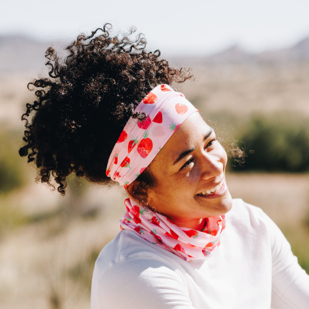 Strawberry Fields | Sun Tour Lightweight Neck Gaiter