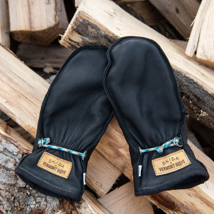 Black | The Country Mitt