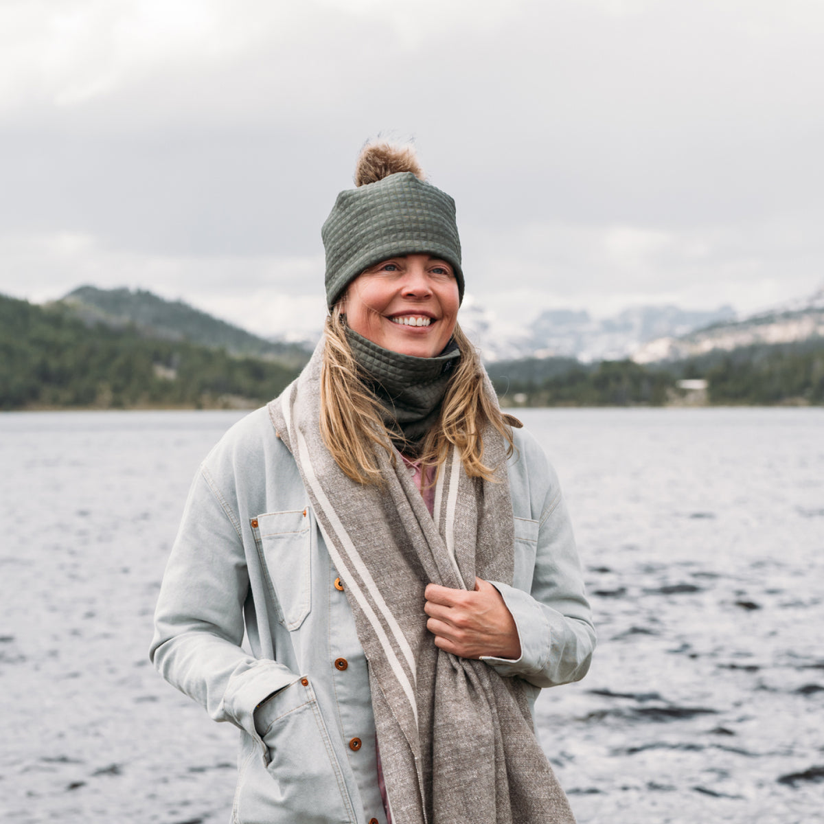 Skida Olive Green Chateau Hat the Fleece Lining Delphine | Chateau Fleece-Lined Pom Hat main image 3