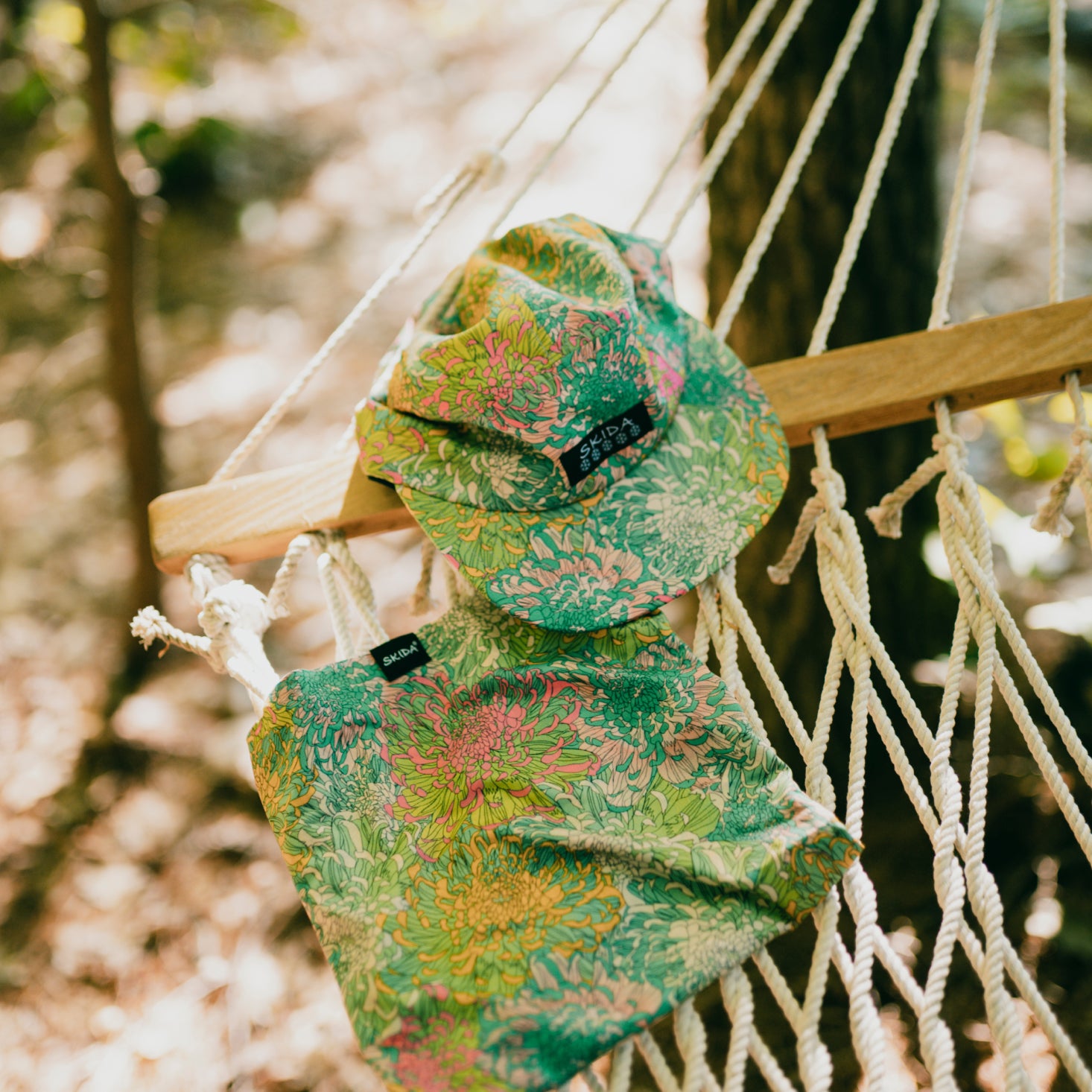 Persephone | Sun Tour Lightweight Neck Gaiter